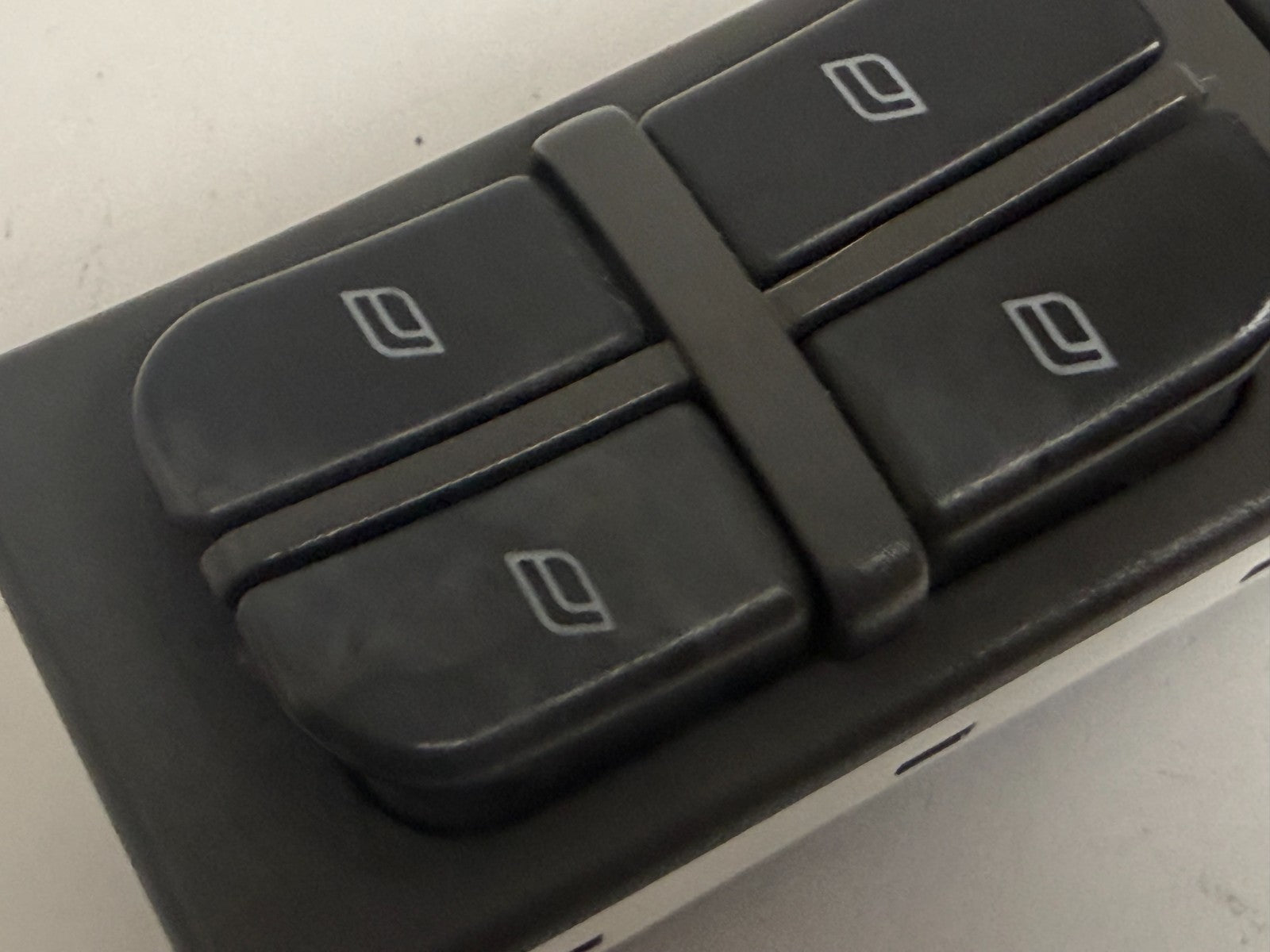SAAB 9-5 2004-2009 Front Driver Master Power Window Lock Switch 4616082