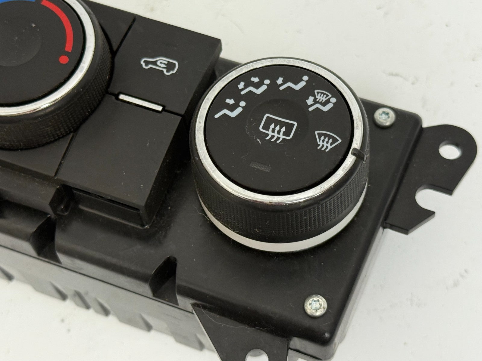 CHEVROLET Traverse 2009 Dash Climate Control A/c Defrost 3 Knob