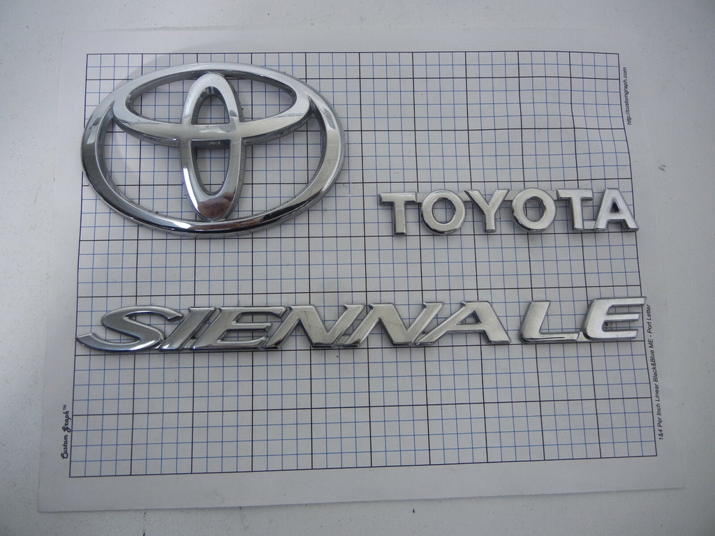TOYOTA Sienna LE 2005 Rear Liftgate Emblem Set