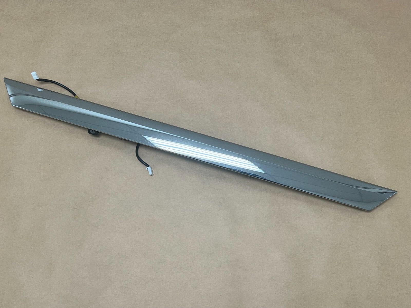 NISSAN Quest 2011 TAIL LIFT GATE Handle TRIM Garnish Chrome Camera 90810-1je0a