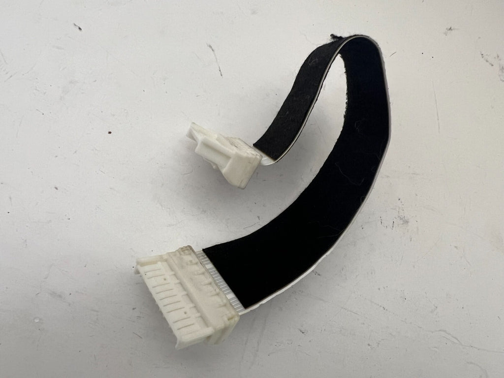 INFINITI M35 M45 Radio Information Screen Ribbon Cable 2006 - 2010