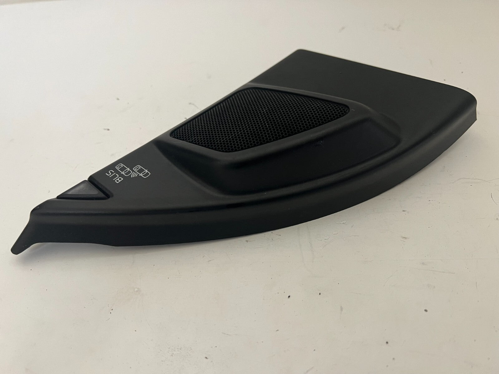 VOLVO Xc90 2006 BLIS Right Passenger Door Mirror Mount Cover With Speaker Lamp