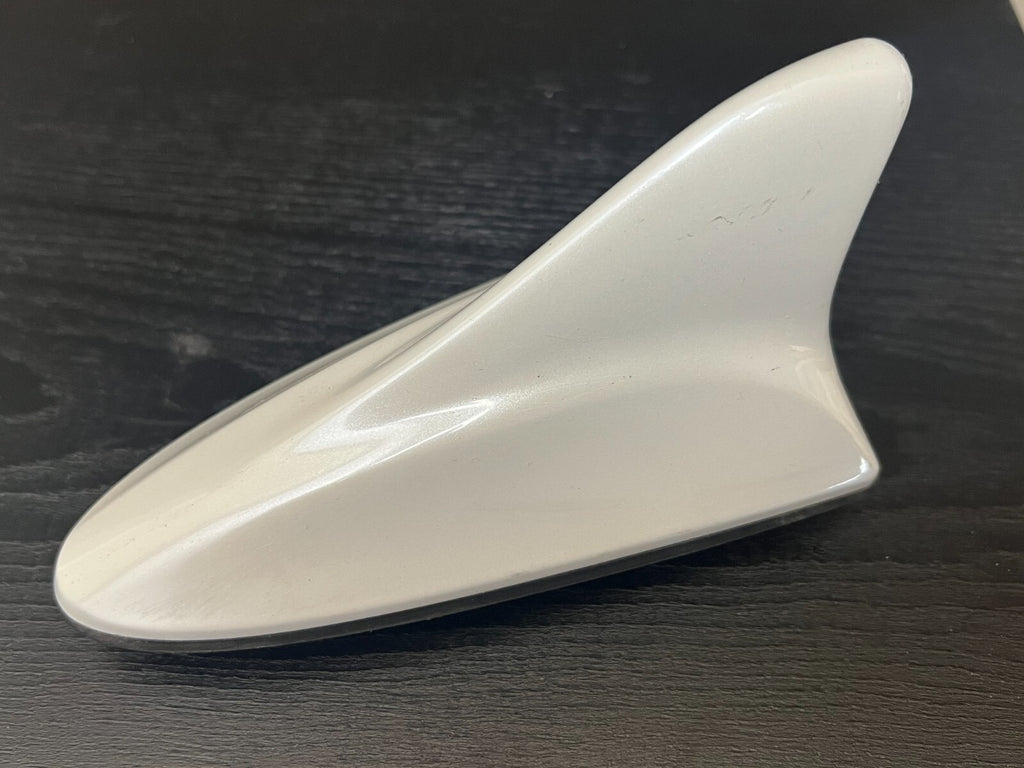 HYUNDAI Genesis 2009 - 2014 Shark FIN Antenna White Pearl 96555-3m500nat