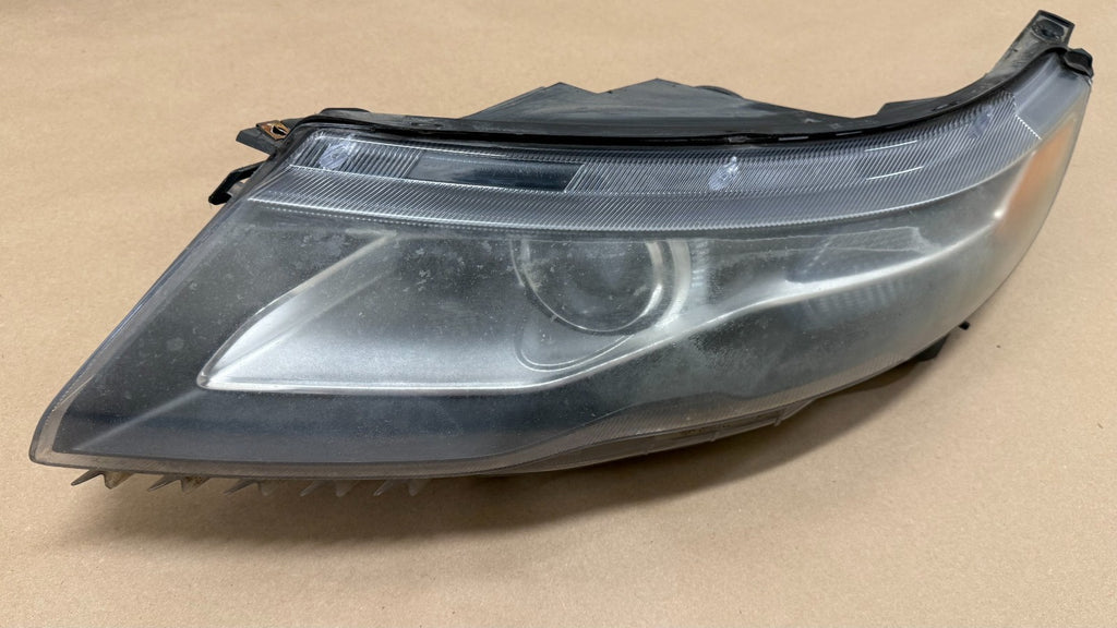 CHEVROLET Volt 2011 Left LH Driver Side Headlight Used 22769170