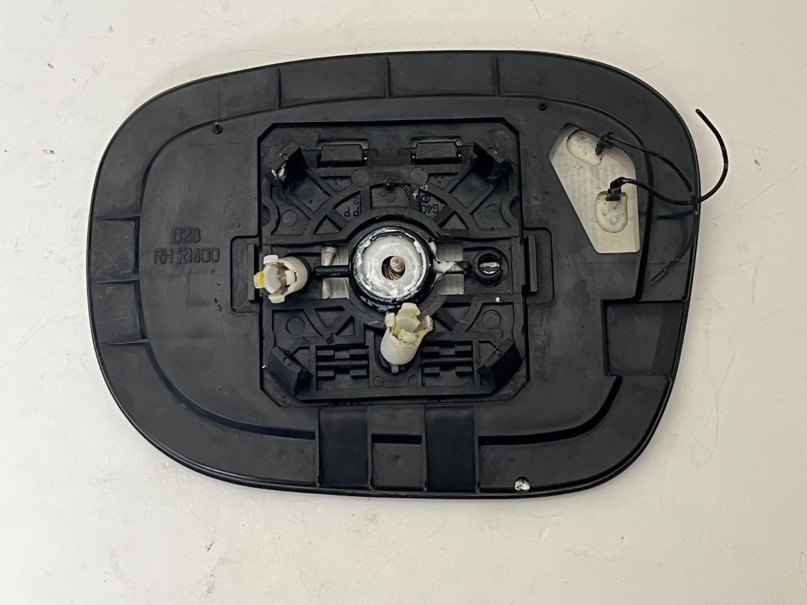 NISSAN Pathfinder 2004 Right Passenger SIDE Heated Mirror Glass With Bracket