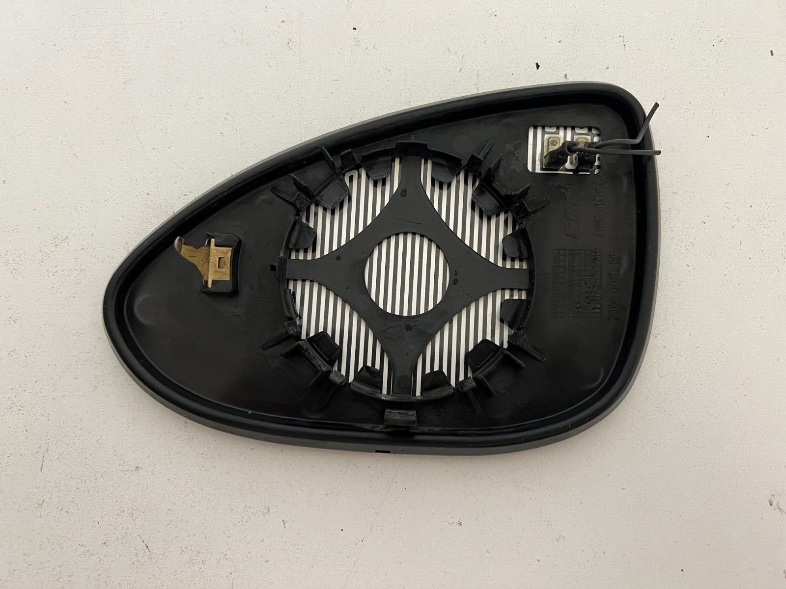 CHEVROLET Sonic Righ Side Heated Mirror Glass Embedded Round Blind Spot Zone 18