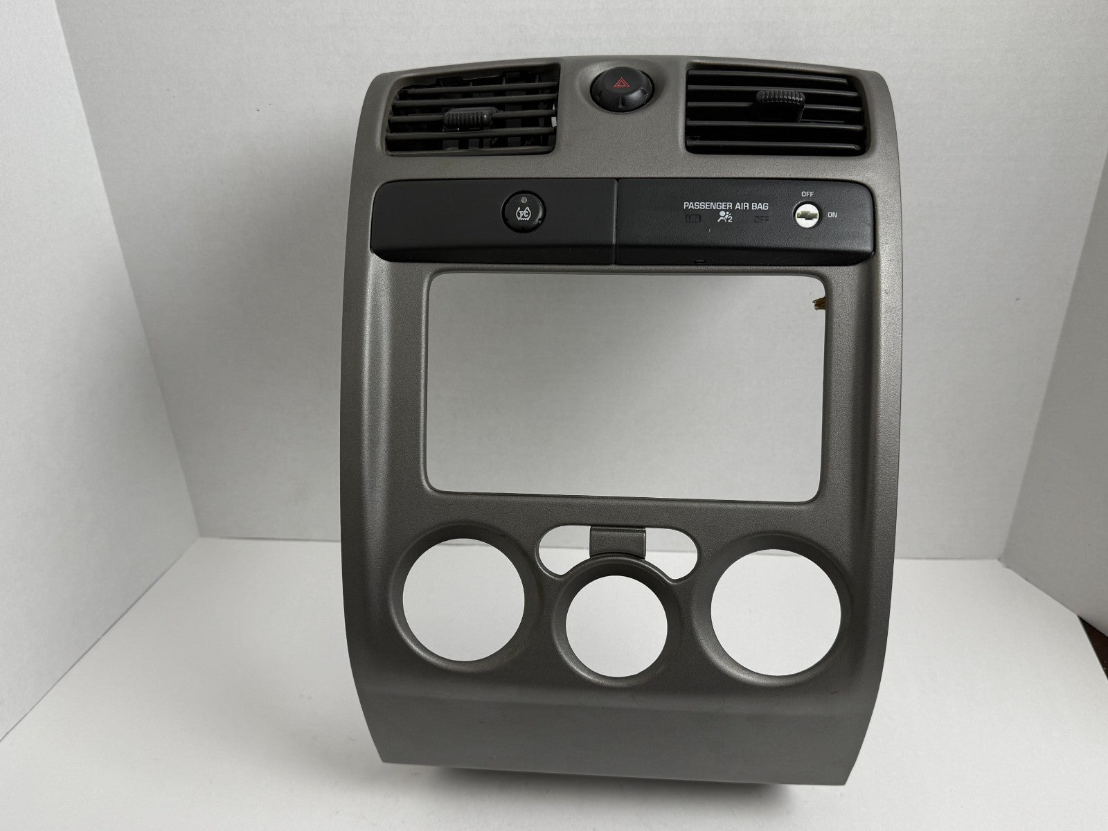 CHEVROLET Colorado GMC Canyon 04-12 Radio DASH Bezel TRIM Panel GRAY