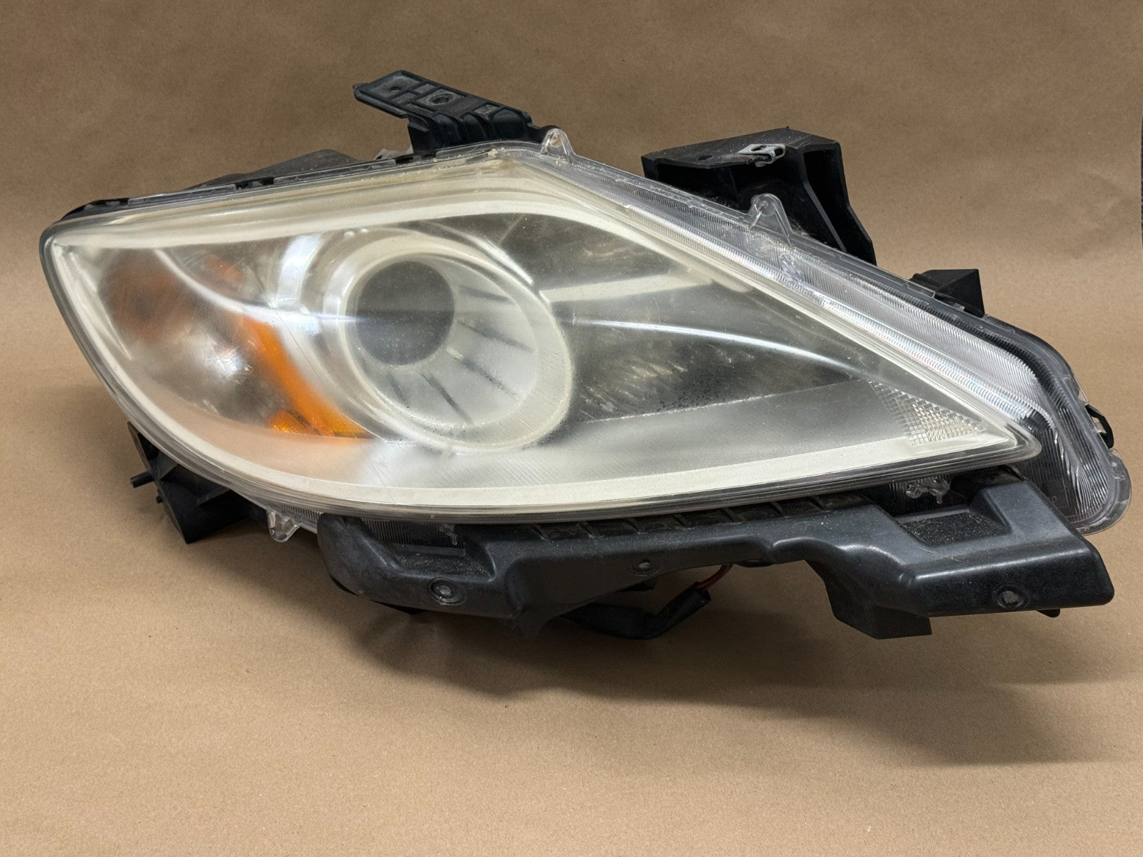 2010-2012 Mazda Cx-9 Cx9 Right Passenger Headlight Xenon HID