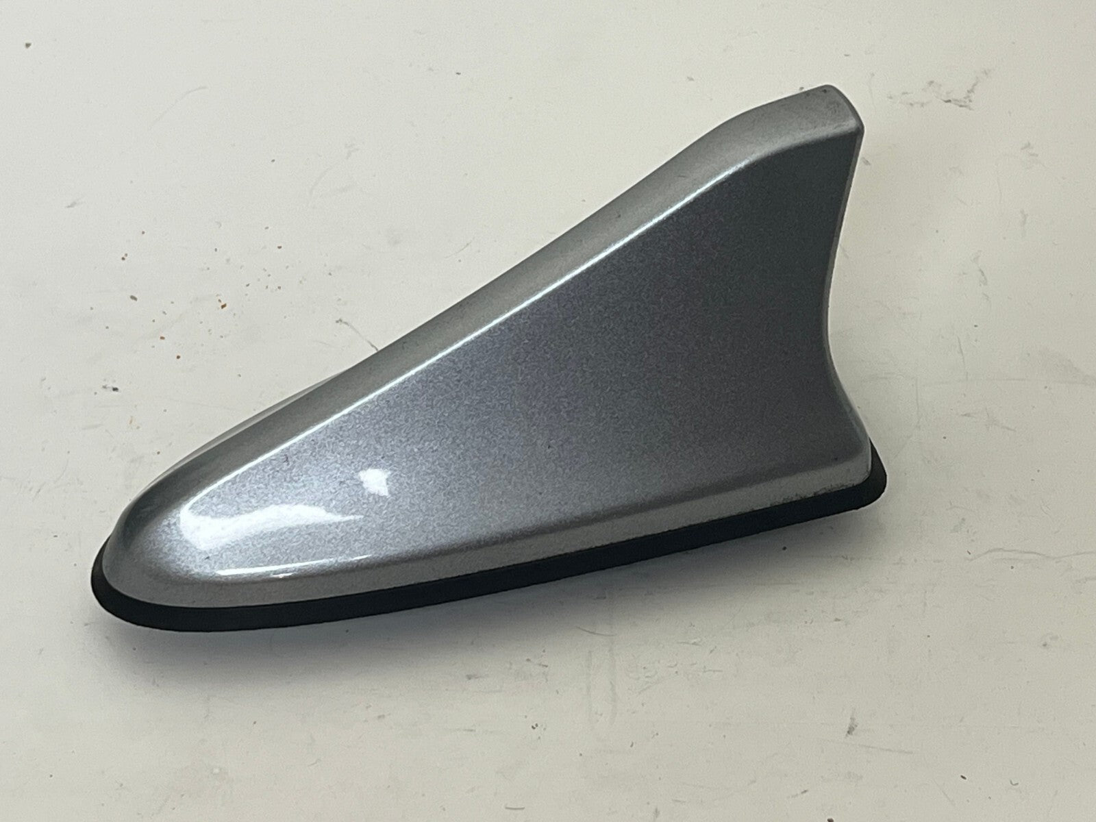 KIA Optima 2018 Roof Antenna Shark Fin 96210-a8500c3s Silver