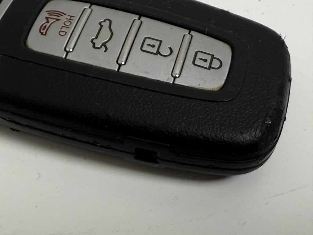 HYUNDAI Genesis 2009 Keyless Entry Smart Remote CAR KEY FOB USED