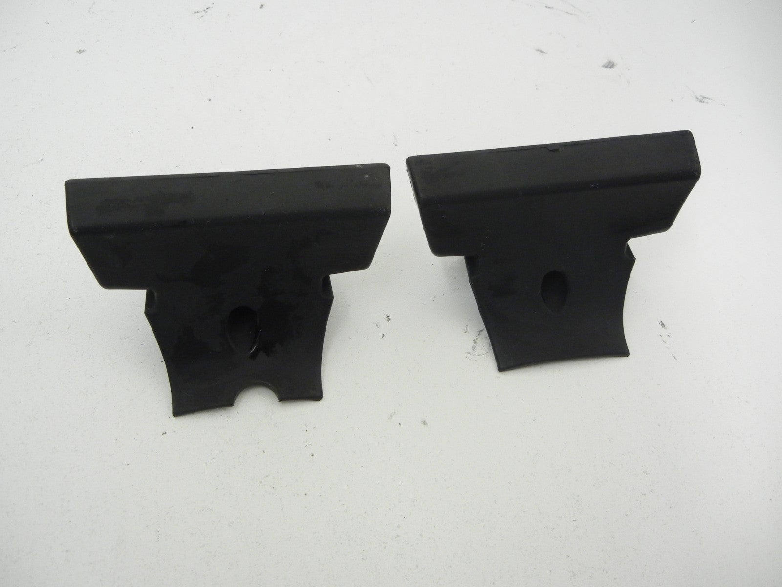 SUBARU Forester 99-02 Roof Rack Rails Cross Bar Mount Bracket Bolt Left Right