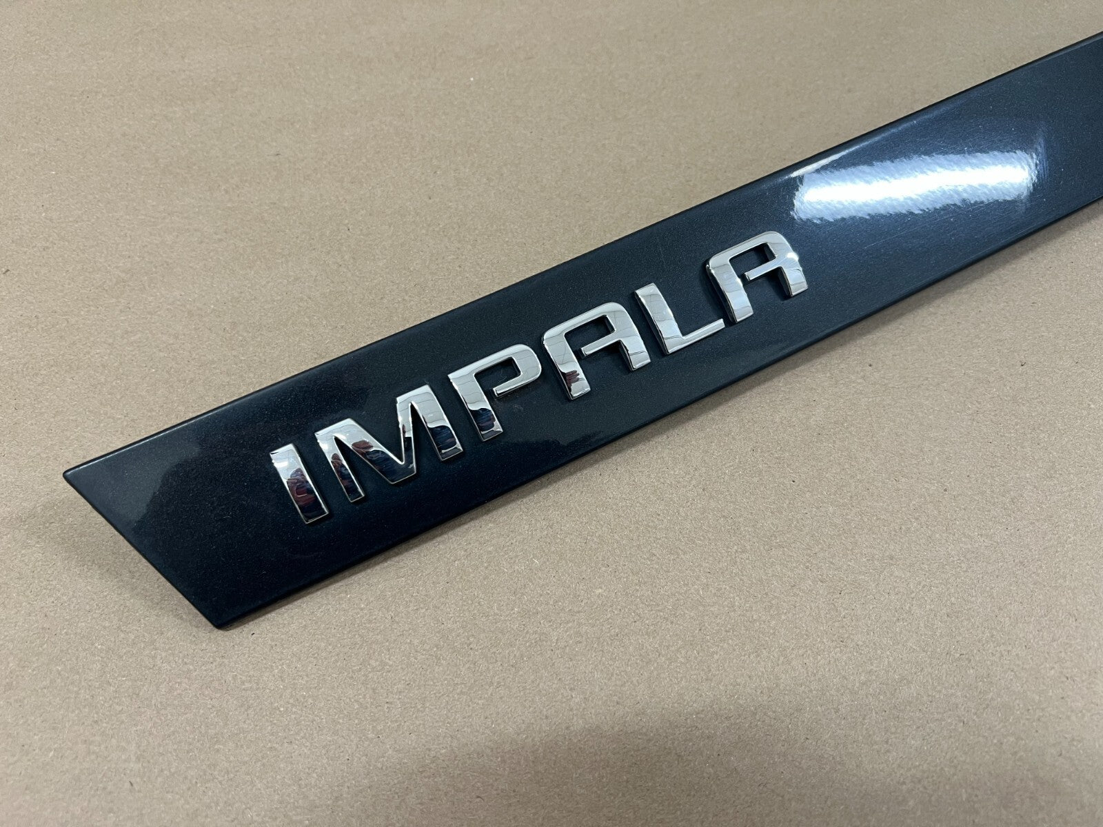 CHEVROLET Impala Limited Rear Deck Trim Trunk Molding Ashen Gray Metallic