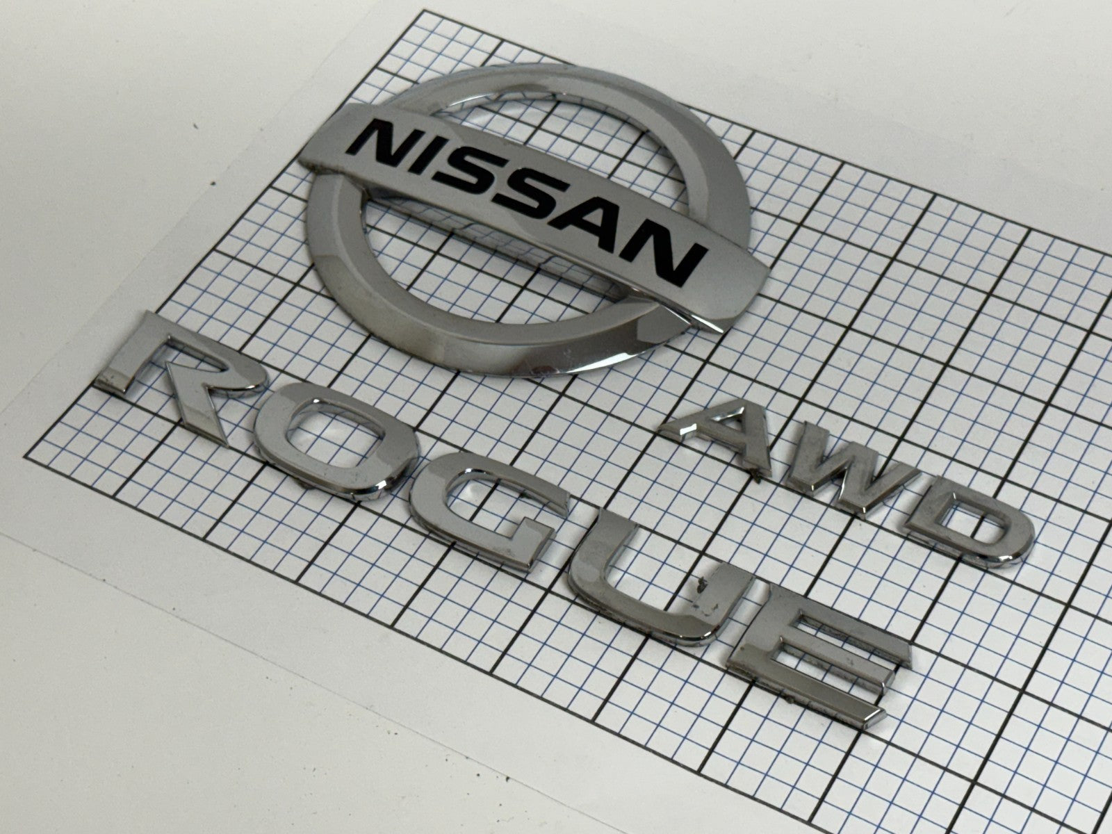 NISSAN Rogue AWD 2008-2013 Trunk Liftgate Emblem Set