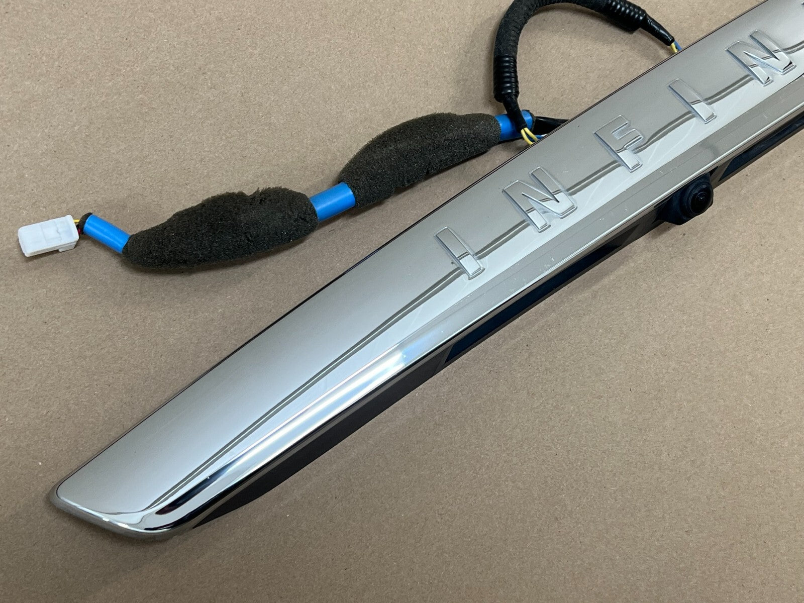 INFINITI Jx35 2013 Trunk Hatch TRIM REAR W Camera Release 908163ja0a