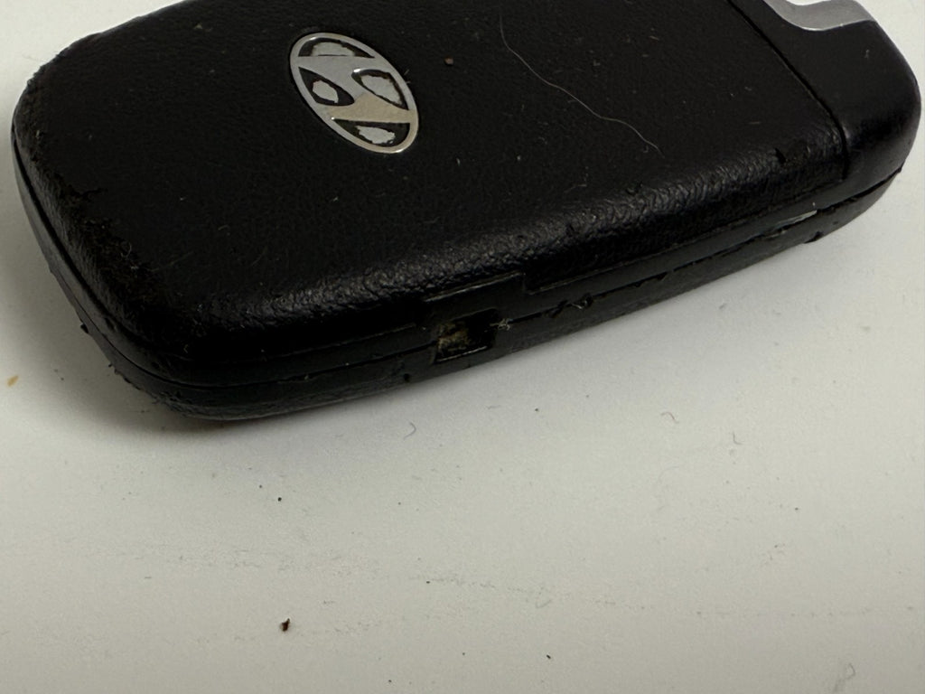 HYUNDAI Genesis 2009 Keyless Entry Smart Remote CAR KEY FOB USED