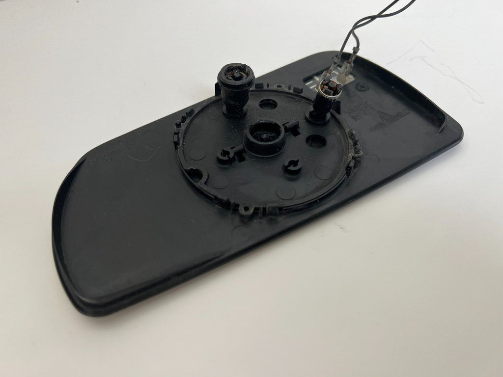 CADILLAC STS 2009 Right Door Passenger Side Mirror Glass Heated