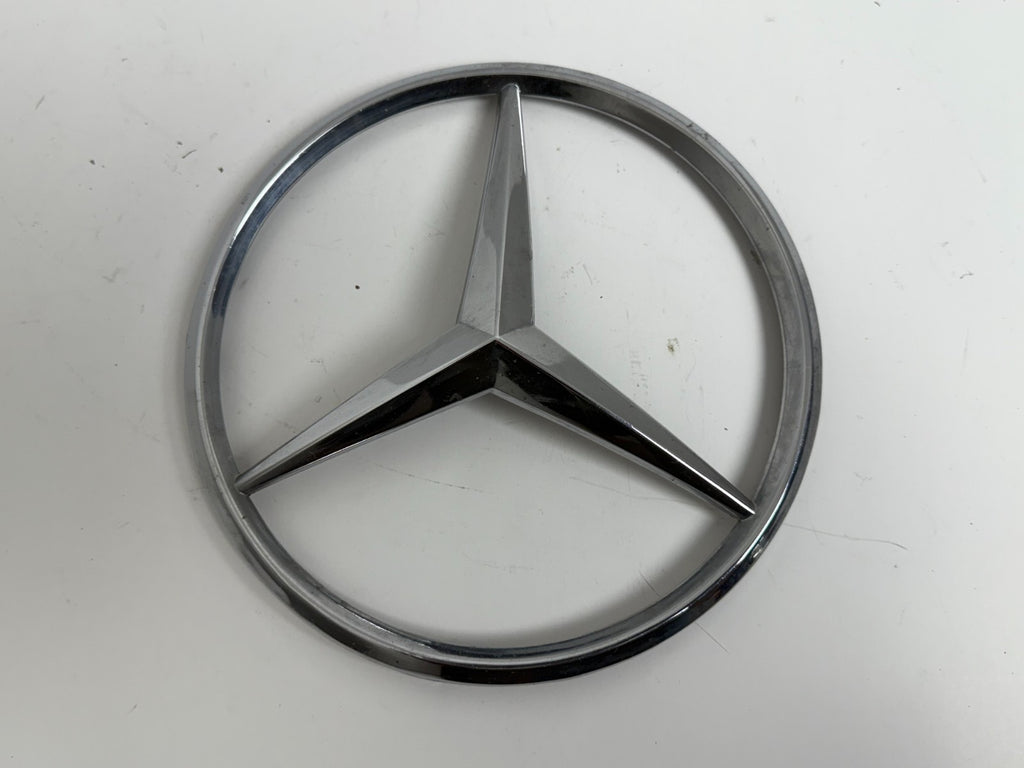 MERCEDES Benz W163 Ml320 ML 2000 2001 2001 Front Emblem Badge Logo