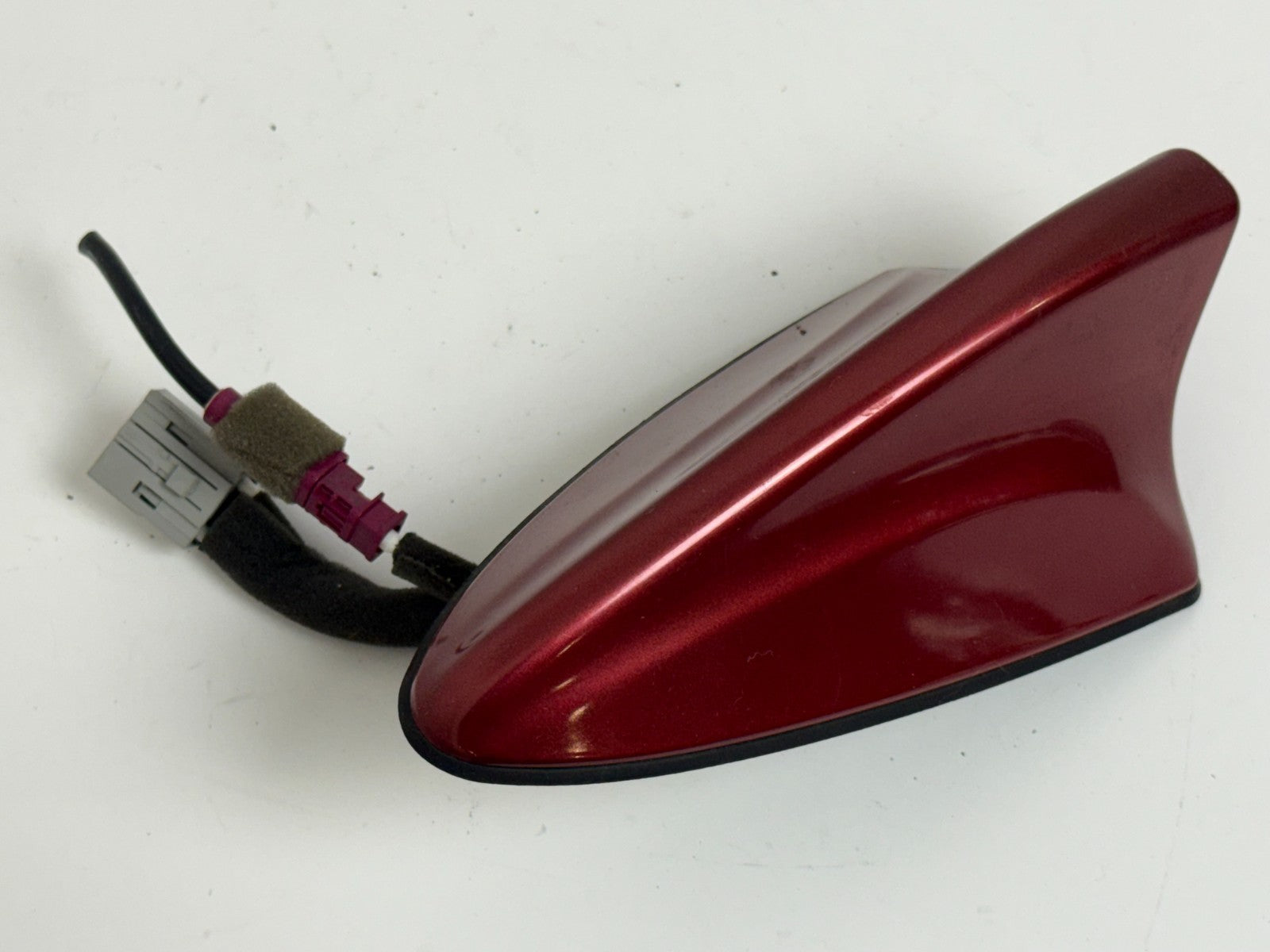 HYUNDAI Santa Fe Sport 2013 - 2018 Shark Fin Antenna Serrano Red 96210-4z100tr3