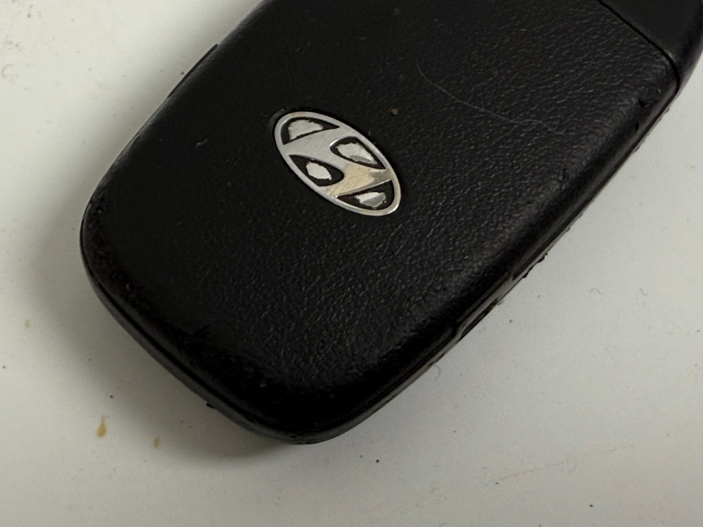 HYUNDAI Genesis 2009 Keyless Entry Smart Remote CAR KEY FOB USED