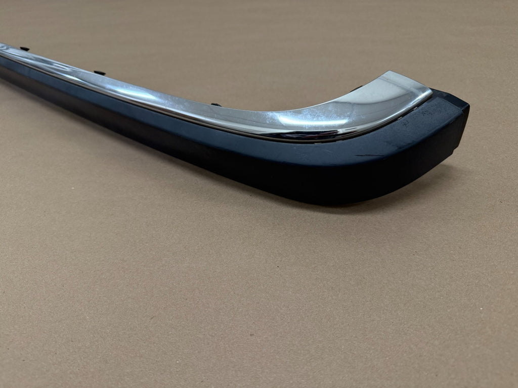 BMW E38 740il 740i 750il Rear Bumper Left Side Trim Molding Panel 8125411