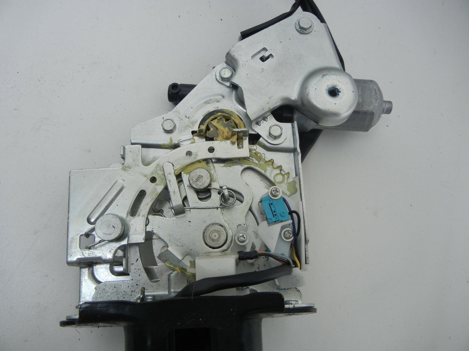 FORD Flex EDGE 2011 Trunk Hatch Motor Lock Latch Actuator W/ Power Open Assist