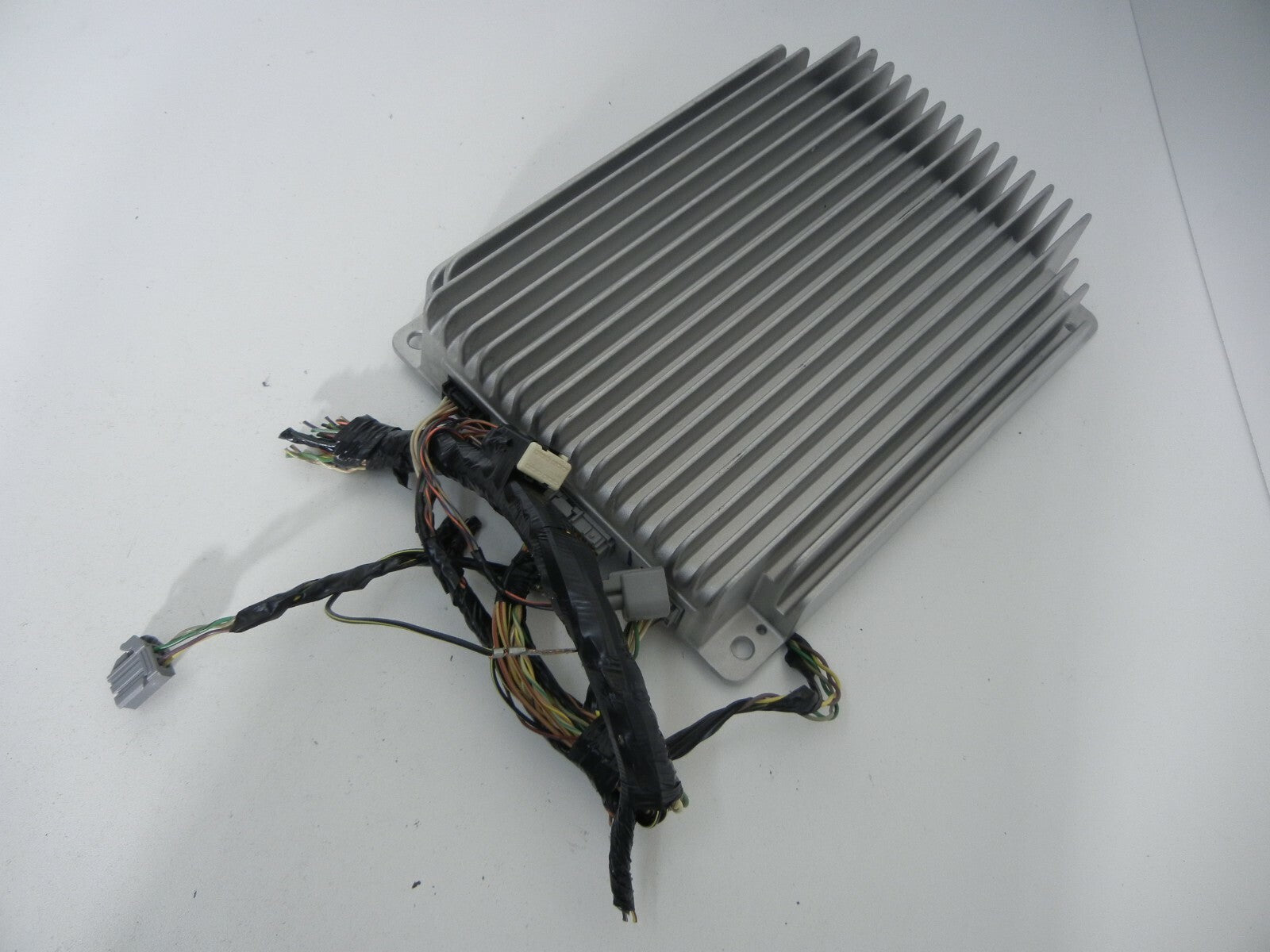 LINCOLN MKX 2008 Audio Radio Amplifier AMP 8l7t-18b849-ae Pioneer W Harness