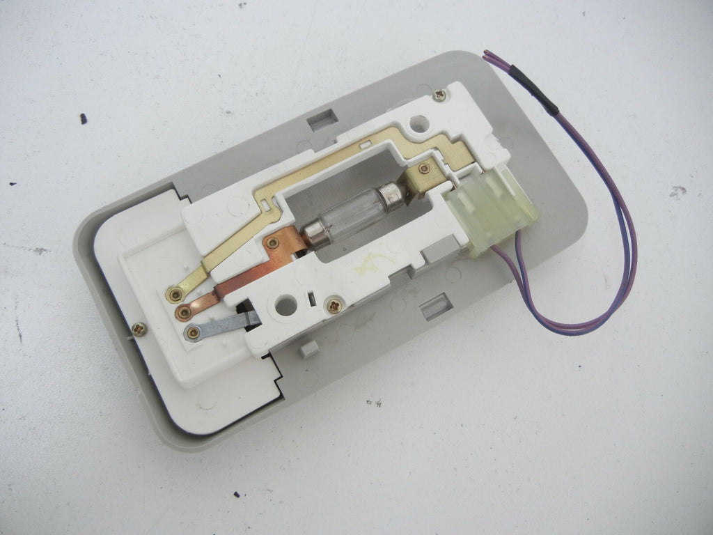LAND Rover Discovery II Overhead MAP Vanity Light 2003