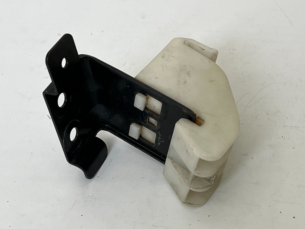 INFINITI M35 M45 Left Lower Support Headlight Bracket