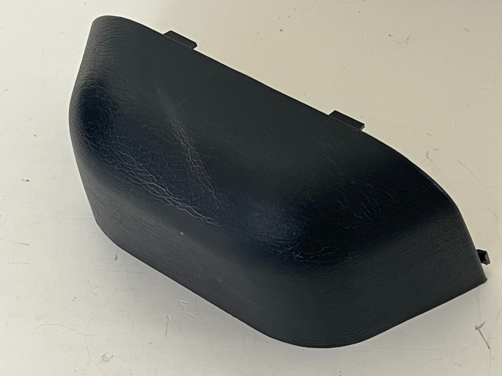 MERCEDES Ml320 W163 ML Class 98-05 REAR 3rd Brake LAMP TRIM Cover Black