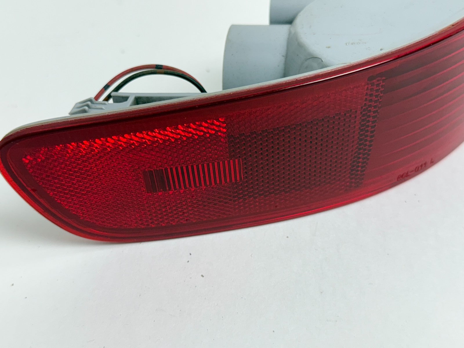 MITSUBISHI Outlander Rear Left Bumper Light Side Marker 2007 - 2009