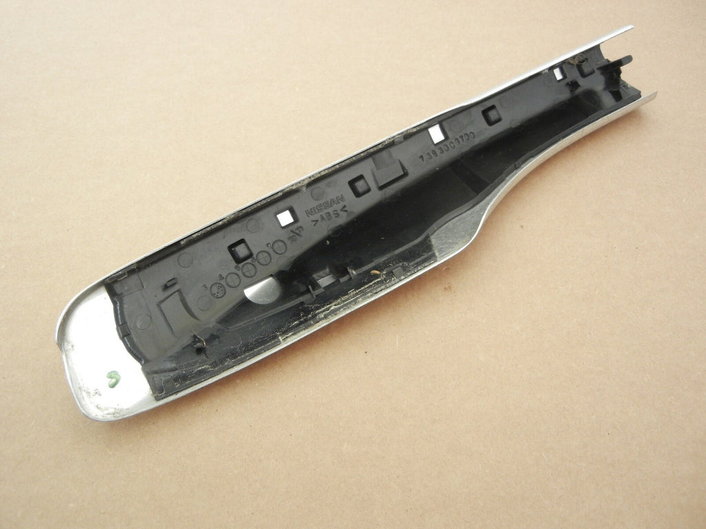 INFINITI Fx35 Fx45 03 - 08 Roof Rack Rail Right Front End Cap Cover Silver