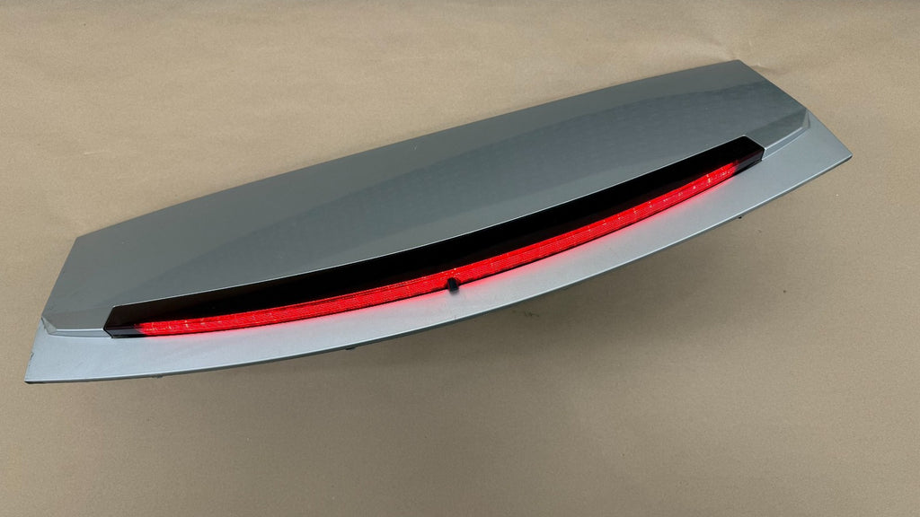 CADILLAC CTS Wagon 2010 Liftgate Upper WING Spoiler Third Brake Light 20940038