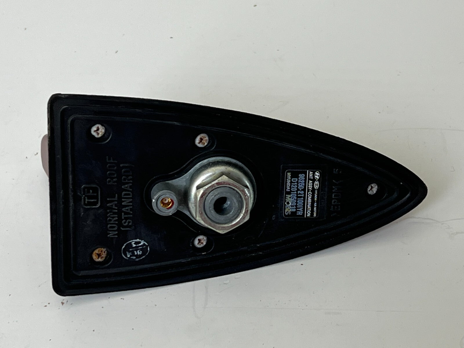 KIA Optima 2013 Shark FIN Antenna RED IY 96250-2t100iyr 14 15 16