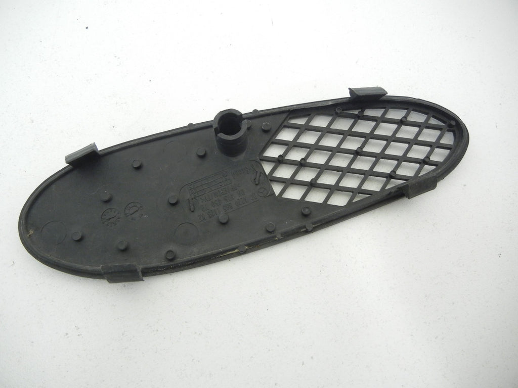 MERCEDES S430 S500 W220 Front Left Driver Side LH Bumper Grille 00-06