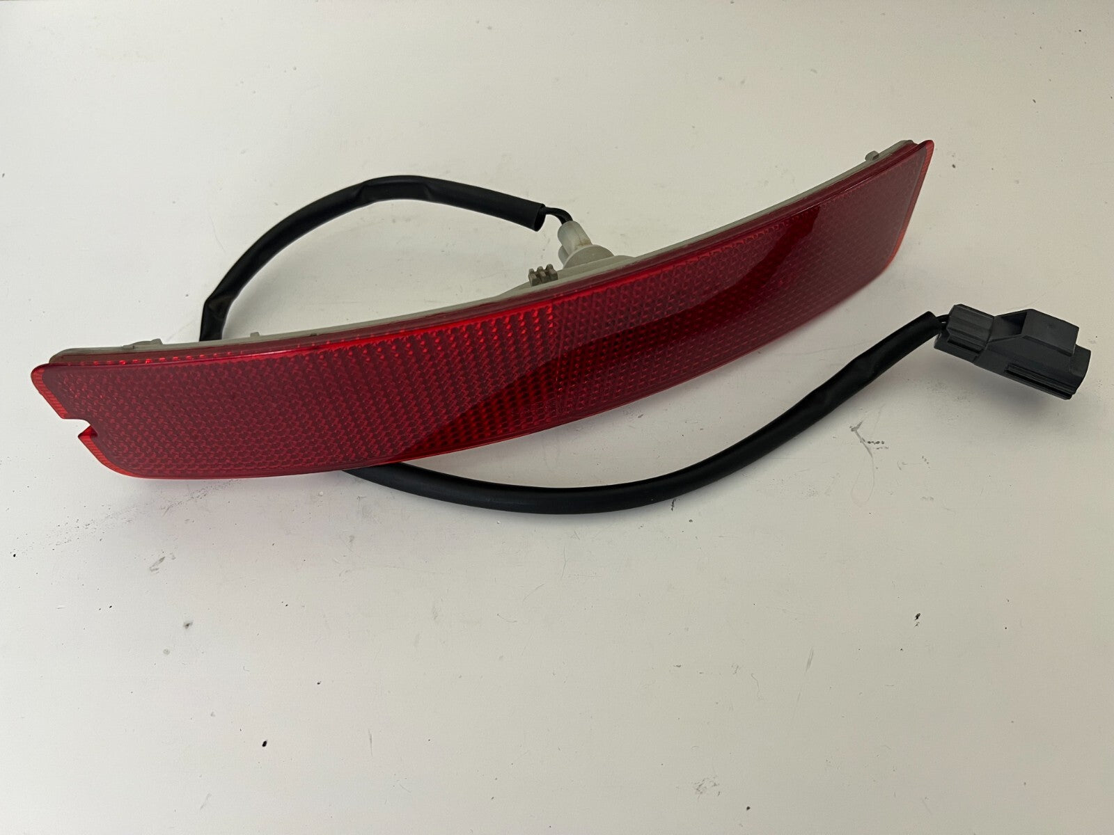 VOLVO Xc90 2003 - 2006 Rear Left Driver Side Marker Bumper Reflector LH