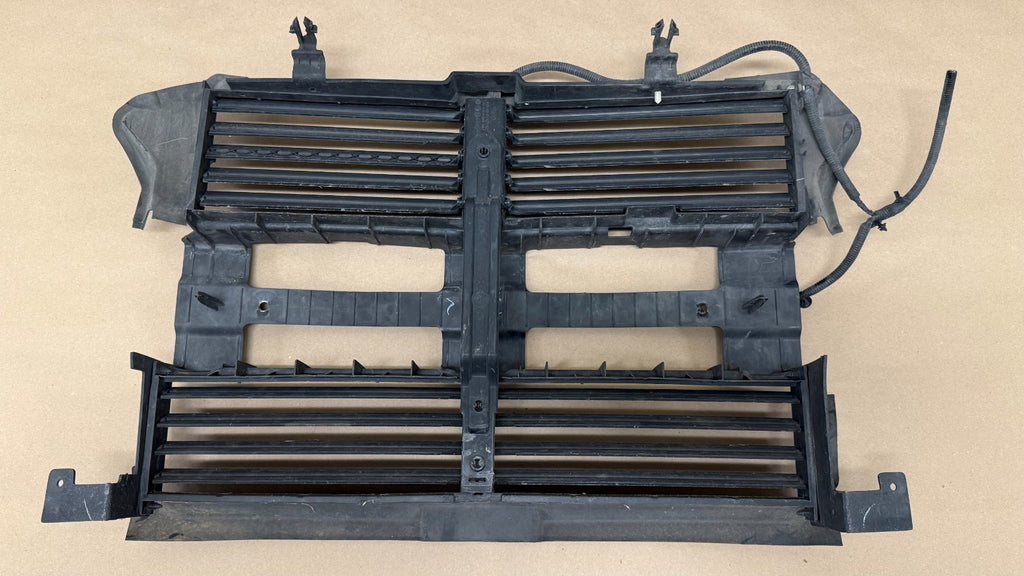 FORD Taurus 2015 Radiator Grille Active Shutter Assembly W/ Motor Dg13-8475