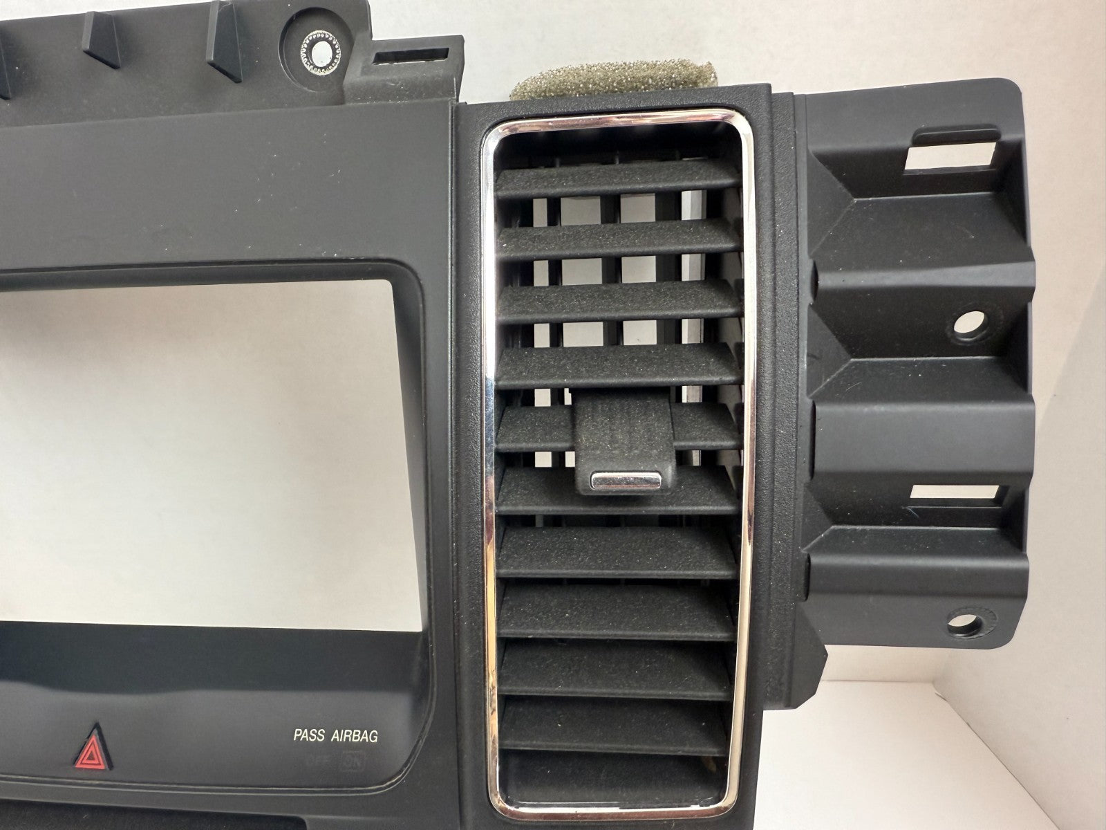 FORD Taurus 2010 - 2012 Radio CD Climate Control DASH VENT Panel Eg1t-18a802-db