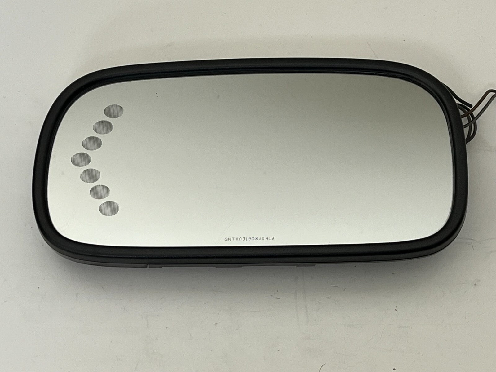 CADILLAC DTS Buick Lucerne 06-09 Left Auto Dim Side Mirror Glass Turn Lamp