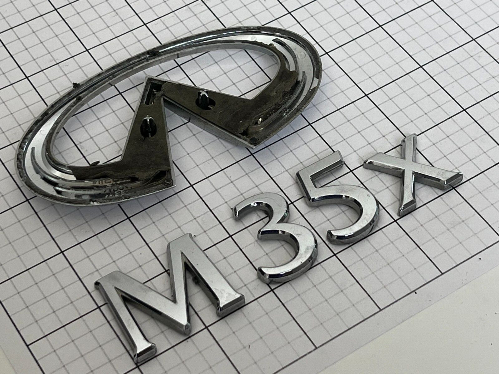 INFINITI M35x Sedan 06 - 10 Trunk Emblem Badge Logo Full Set