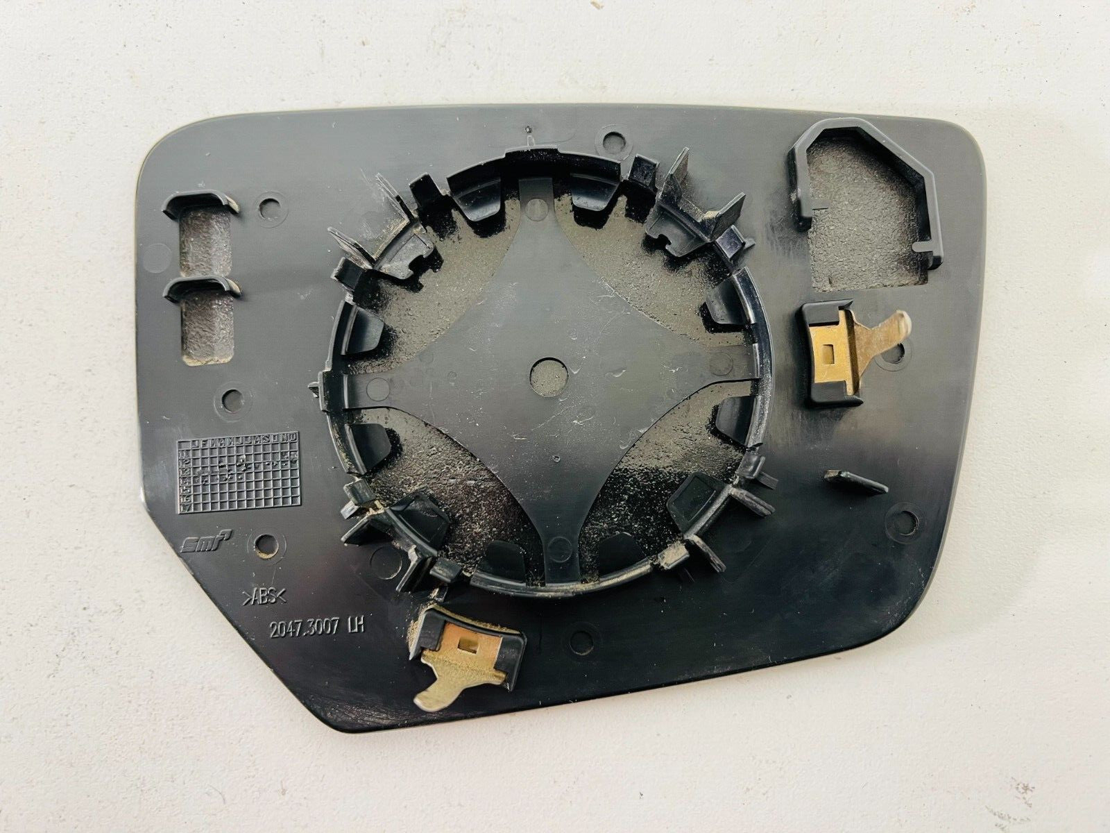 CHEVROLET Impala 12014 - 2020 Driver Door Left Side Non Heated Mirror Glass