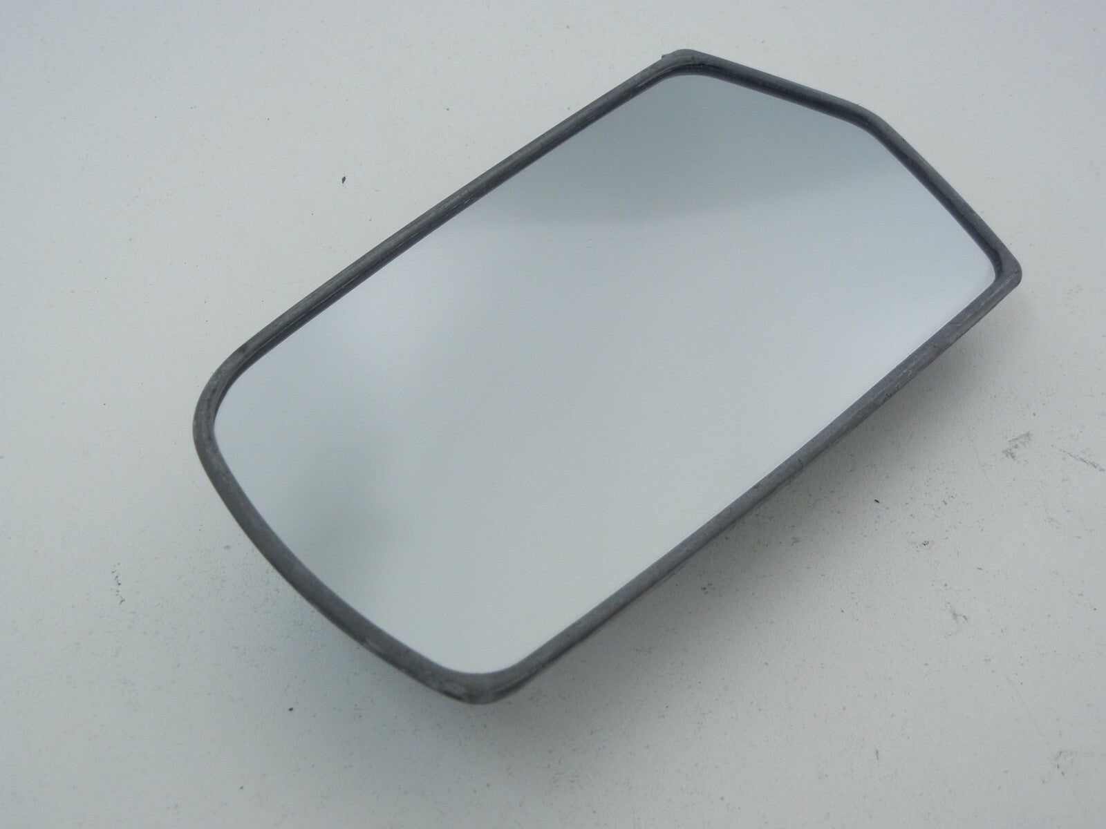 KIA Optima 2009 Left Door Driver Side Mirror Glass Heated