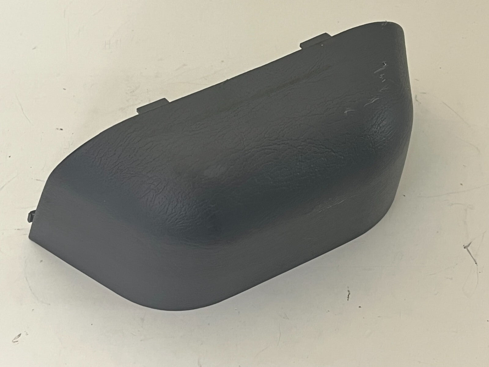 MERCEDES W163 ML Class Ml320 Ml500 2002 REAR 3rd Brake LAMP TRIM Cover GRAY