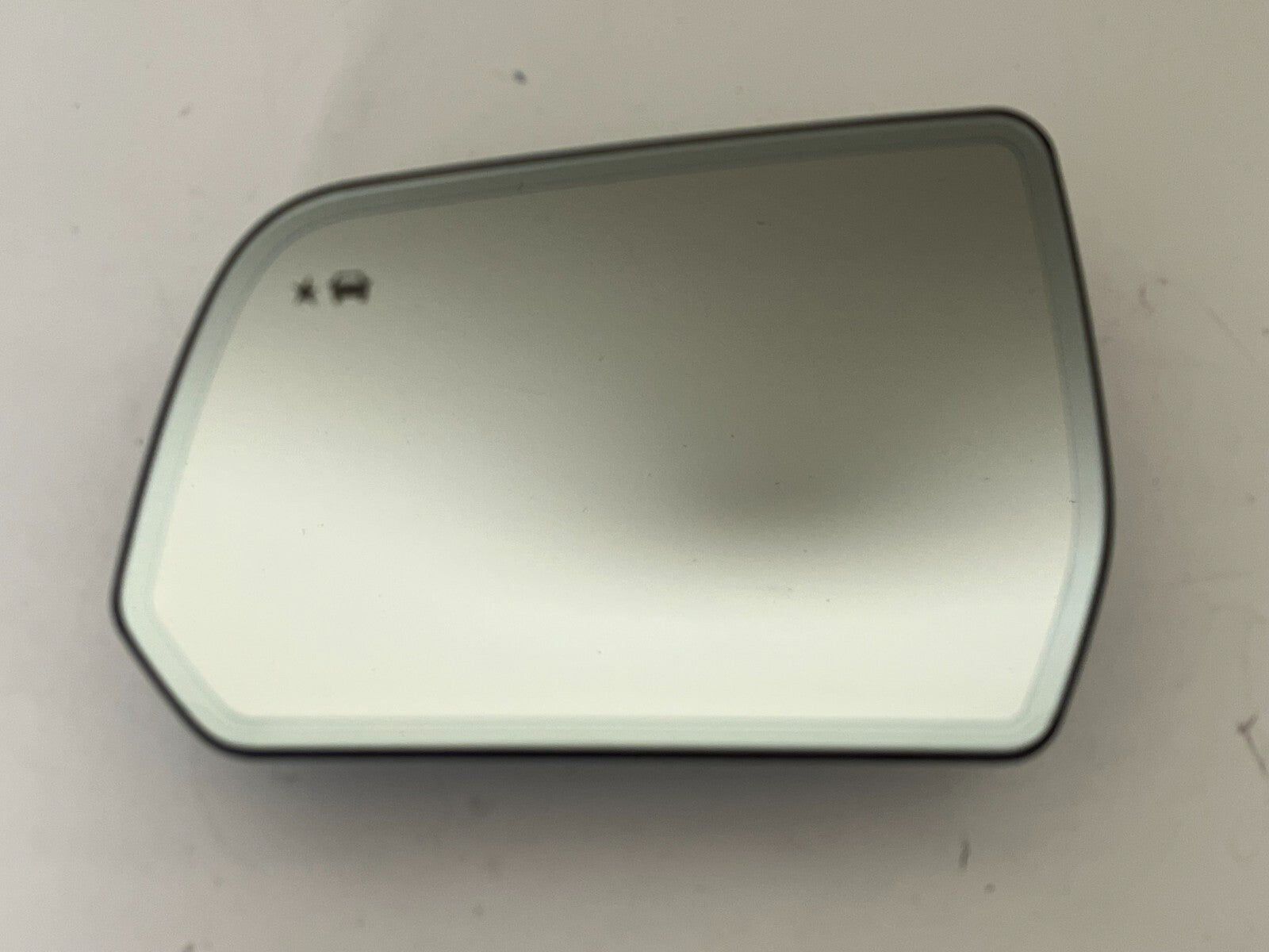GMC Acadia Traverse 2019 Left Side Heated Auto Dim Mirror Glass Blind Spot Lamp