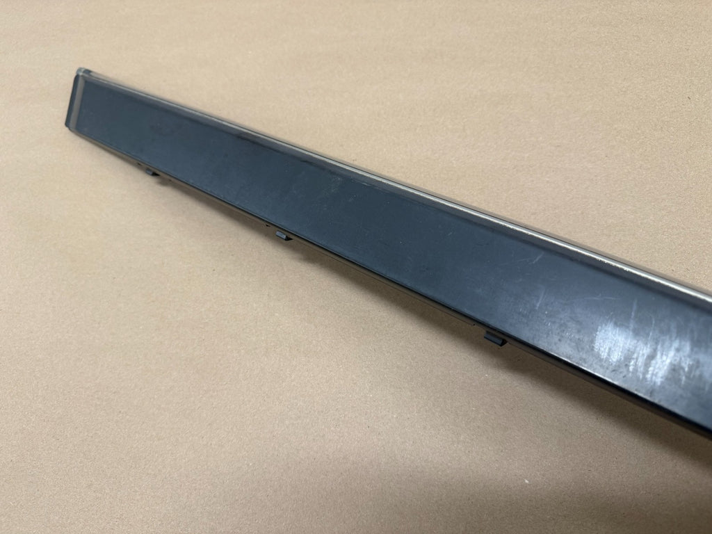 BMW E38 740il 740i 750il Rear Bumper Left Side Trim Molding Panel 8125411