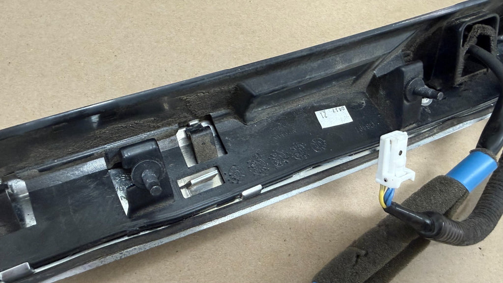 INFINITI Jx35 Qx60 Trunk Chrome Spacer Molding With Camera