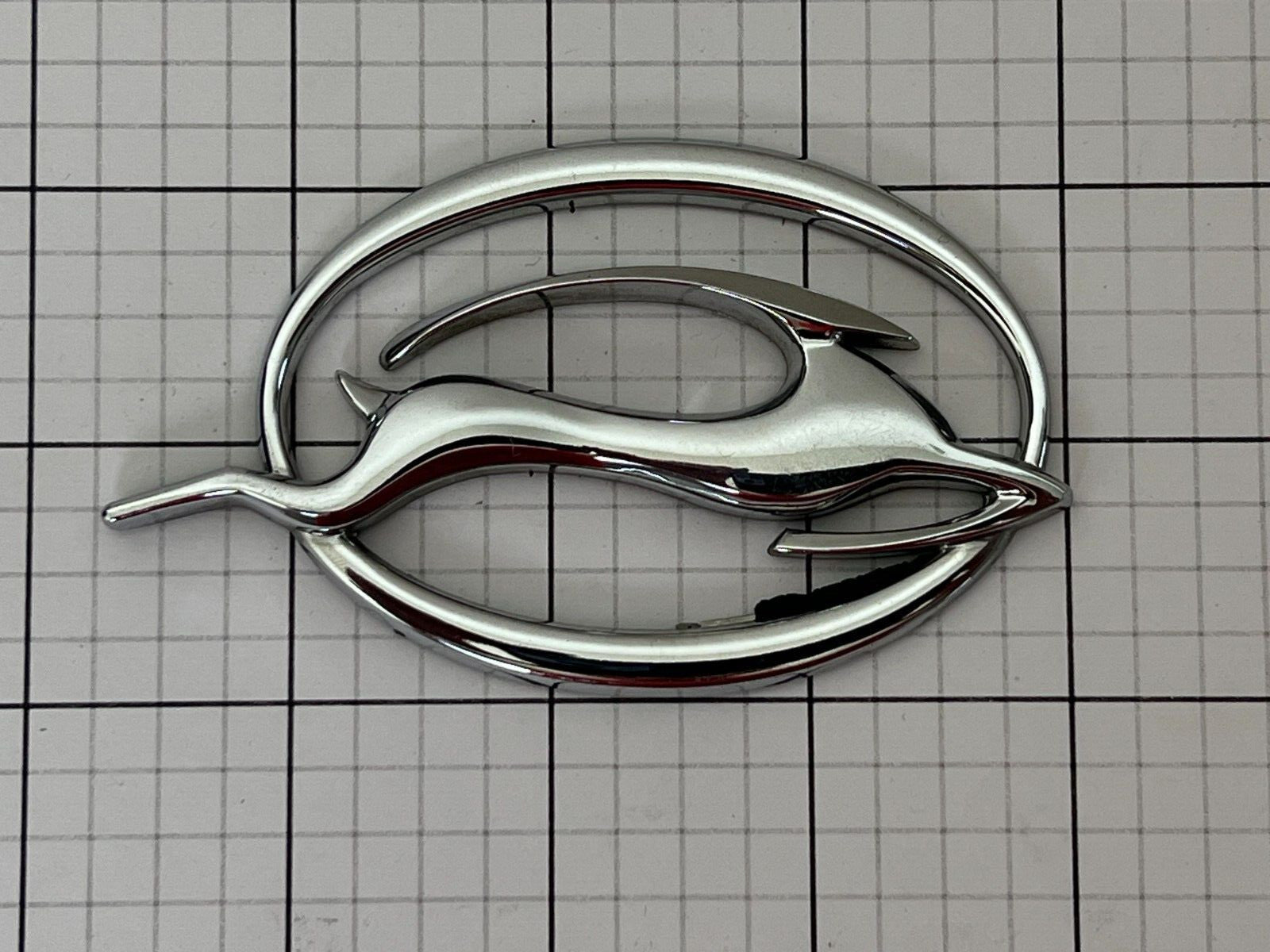 CHEVROLET Impala Right Side Emblem Oval Badge Logo 06-13
