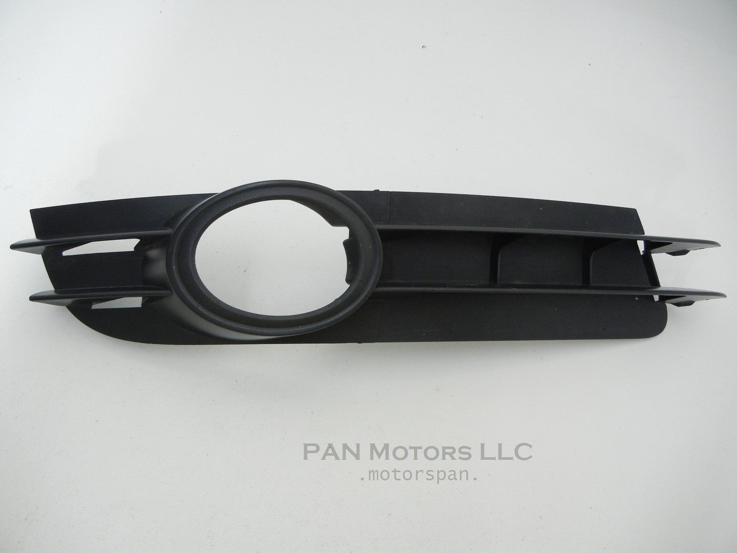 AUDI A6 2005-2008 Lower Bumper Fog Lamp Grille Right Passenger Side 4f0807682