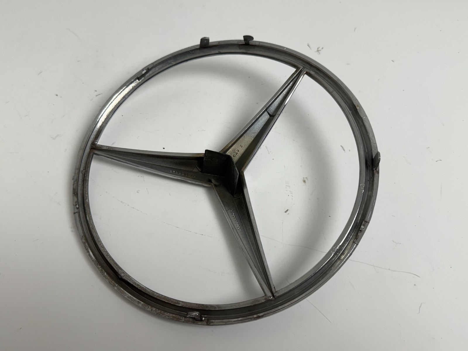 MERCEDES Benz W163 Ml320 ML 2000 2001 2001 Front Emblem Badge Logo